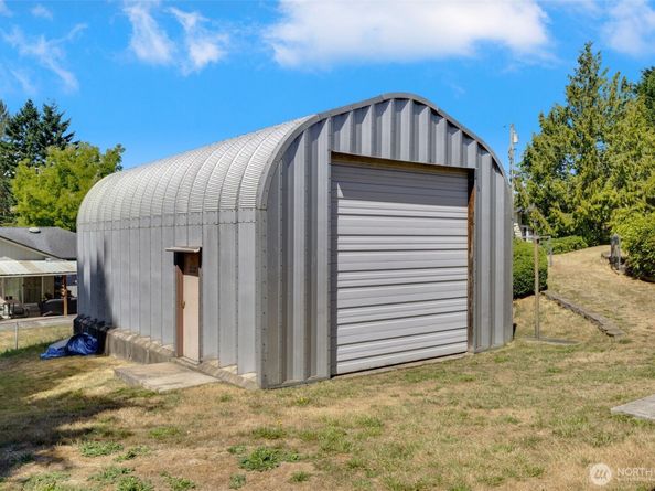 25405 116th Avenue SE, Kent WA 98030
