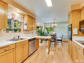 25405 116th Avenue SE, Kent WA 98030