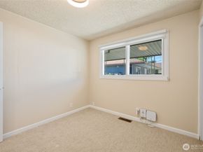 21845 15th Avenue S, Des Moines WA 98198