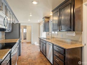 21845 15th Avenue S, Des Moines WA 98198