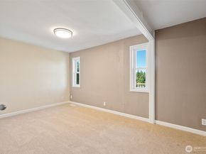 21845 15th Avenue S, Des Moines WA 98198