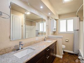 21845 15th Avenue S, Des Moines WA 98198