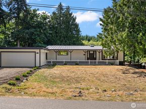24515 Madura Drive NE, Kingston WA 98346