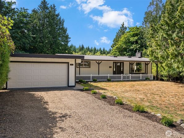 24515 Madura Drive NE, Kingston WA 98346