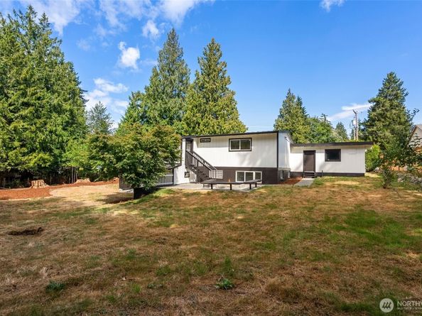 24515 Madura Drive NE, Kingston WA 98346