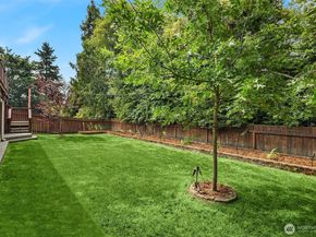 6833 47th Avenue NE, Seattle WA 98115