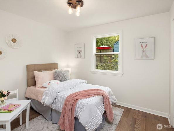 6833 47th Avenue NE, Seattle WA 98115