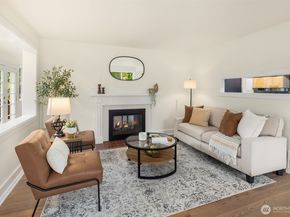 6833 47th Avenue NE, Seattle WA 98115