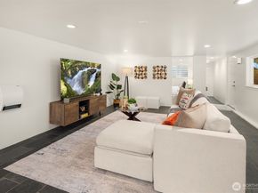 6833 47th Avenue NE, Seattle WA 98115