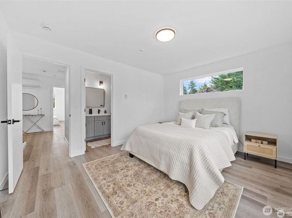 12105 E Gibson, Everett WA 98204