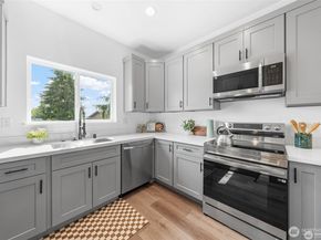 12105 E Gibson, Everett WA 98204