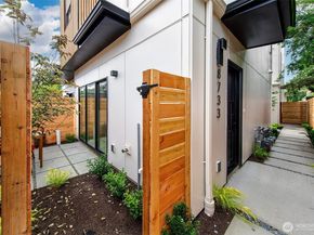 8733 13th Avenue NW C, Seattle WA 98117
