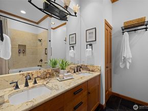 526 1st Avenue S 527, Seattle WA 98104