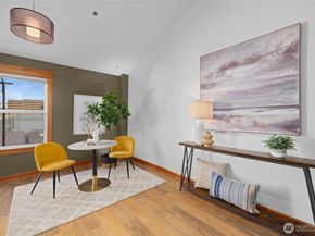 526 1st Avenue S 527, Seattle WA 98104