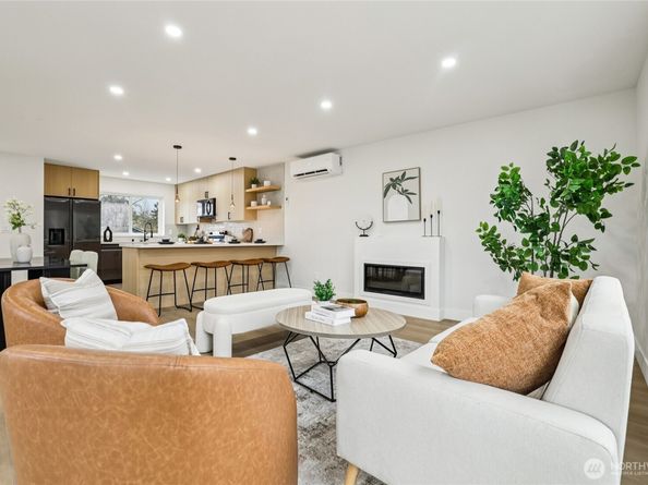 7719 Renton Ave S B, Seattle WA 98118