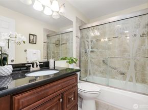 1628 118th Avenue SE F316, Bellevue WA 98005