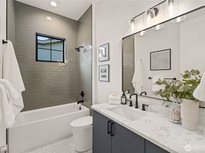 16654 NE 12th Street, Bellevue WA 98008