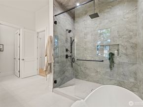 16654 NE 12th Street, Bellevue WA 98008