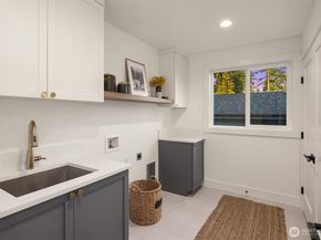 13662 NE 101st Street, Kirkland WA 98033