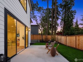 13662 NE 101st Street, Kirkland WA 98033