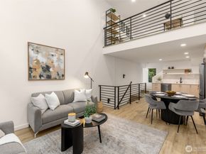 4418 Midvale Avenue N, Seattle WA 98103