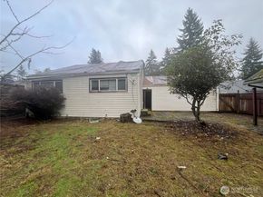 16919 12th Place NE, Shoreline WA 98511