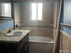 16919 12th Place NE, Shoreline WA 98511