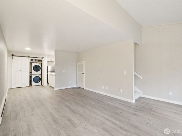 6236 137th Place NE 233, Redmond WA 98052