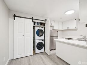 6236 137th Place NE 233, Redmond WA 98052