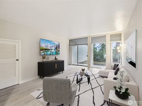 6236 137th Place NE 233, Redmond WA 98052