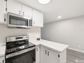 6236 137th Place NE 233, Redmond WA 98052