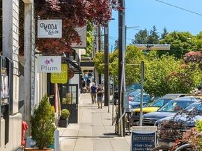 737 Madison Avenue N 30, Bainbridge Island WA 98110