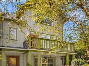 737 Madison Avenue N 30, Bainbridge Island WA 98110