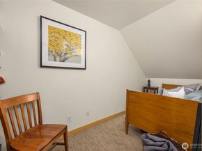 737 Madison Avenue N 30, Bainbridge Island WA 98110