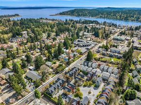 737 Madison Avenue N 30, Bainbridge Island WA 98110