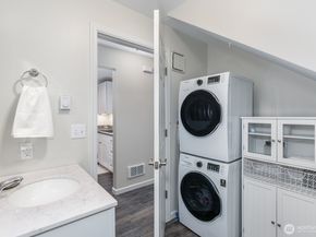 7821 196th Street SW B, Edmonds WA 98026