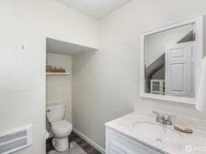 7821 196th Street SW B, Edmonds WA 98026