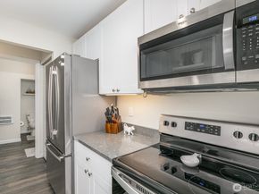 7821 196th Street SW B, Edmonds WA 98026