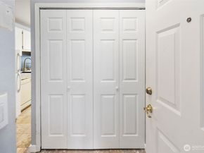 11419 99th Place NE 102, Kirkland WA 98033