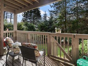 11419 99th Place NE 102, Kirkland WA 98033