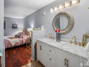 11419 99th Place NE 102, Kirkland WA 98033