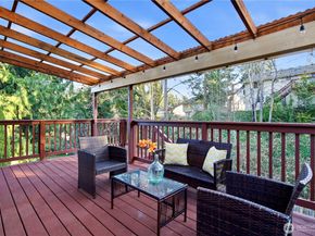 8713 NE 144th Street, Kirkland WA 98034