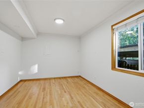 8713 NE 144th Street, Kirkland WA 98034