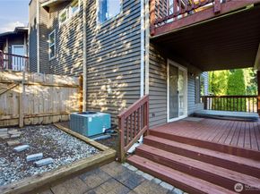 8713 NE 144th Street, Kirkland WA 98034