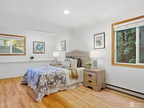 8713 NE 144th Street, Kirkland WA 98034