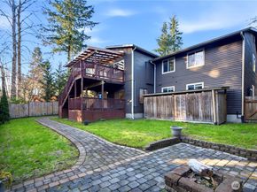 8713 NE 144th Street, Kirkland WA 98034