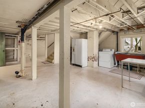 1208 E Newton Street, Seattle WA 98102