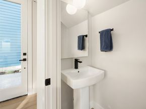 1411 Martin Luther King Jr Way, Seattle WA 98122