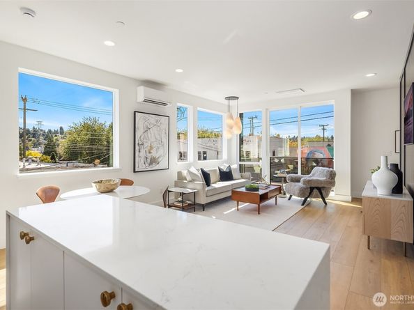 3606 Francis Avenue N, Seattle WA 98103