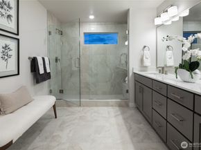 13205 NE 127th Way E, Kirkland WA 98034